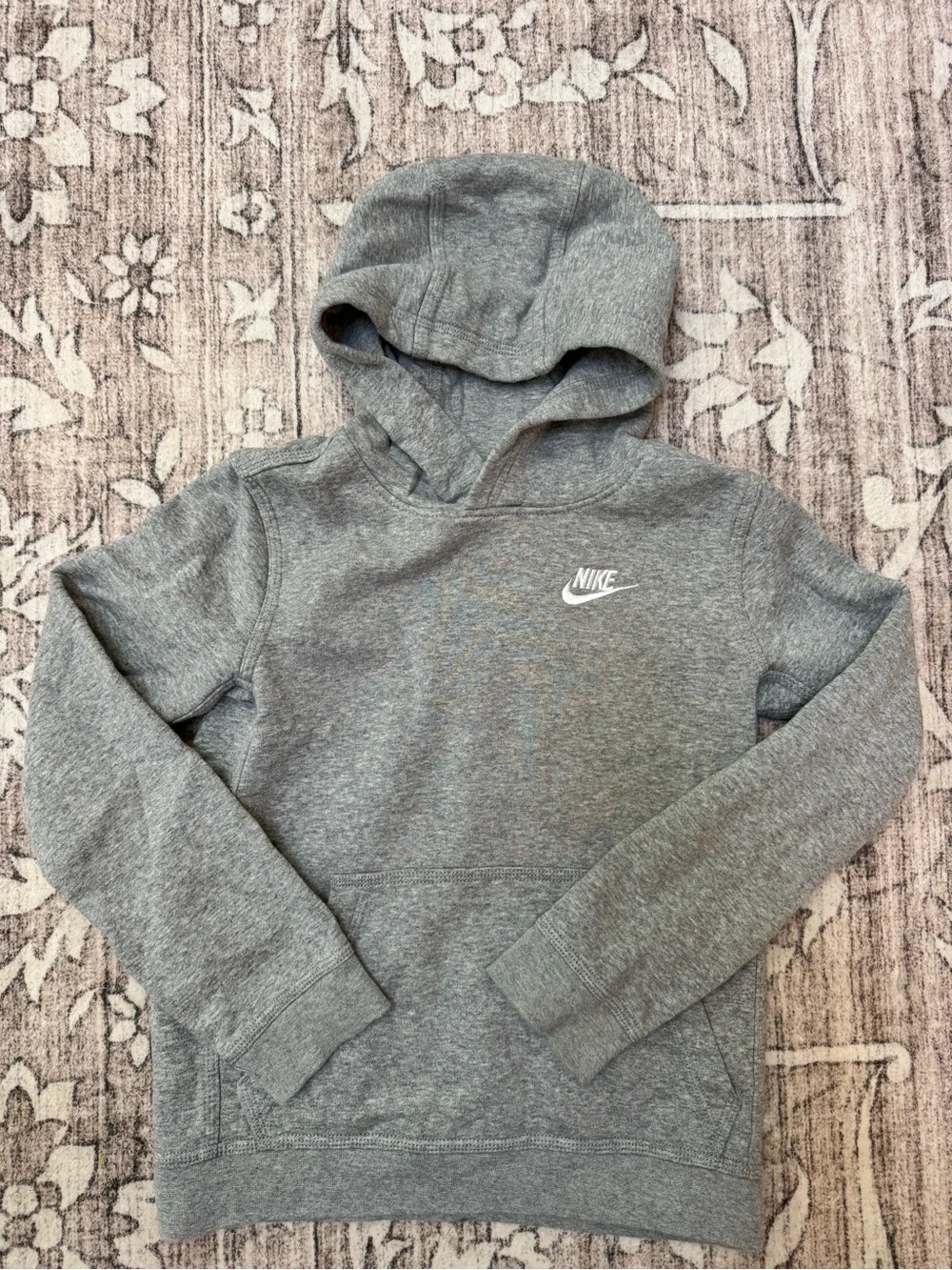 Boys Nike hooded sweatshirt size Med